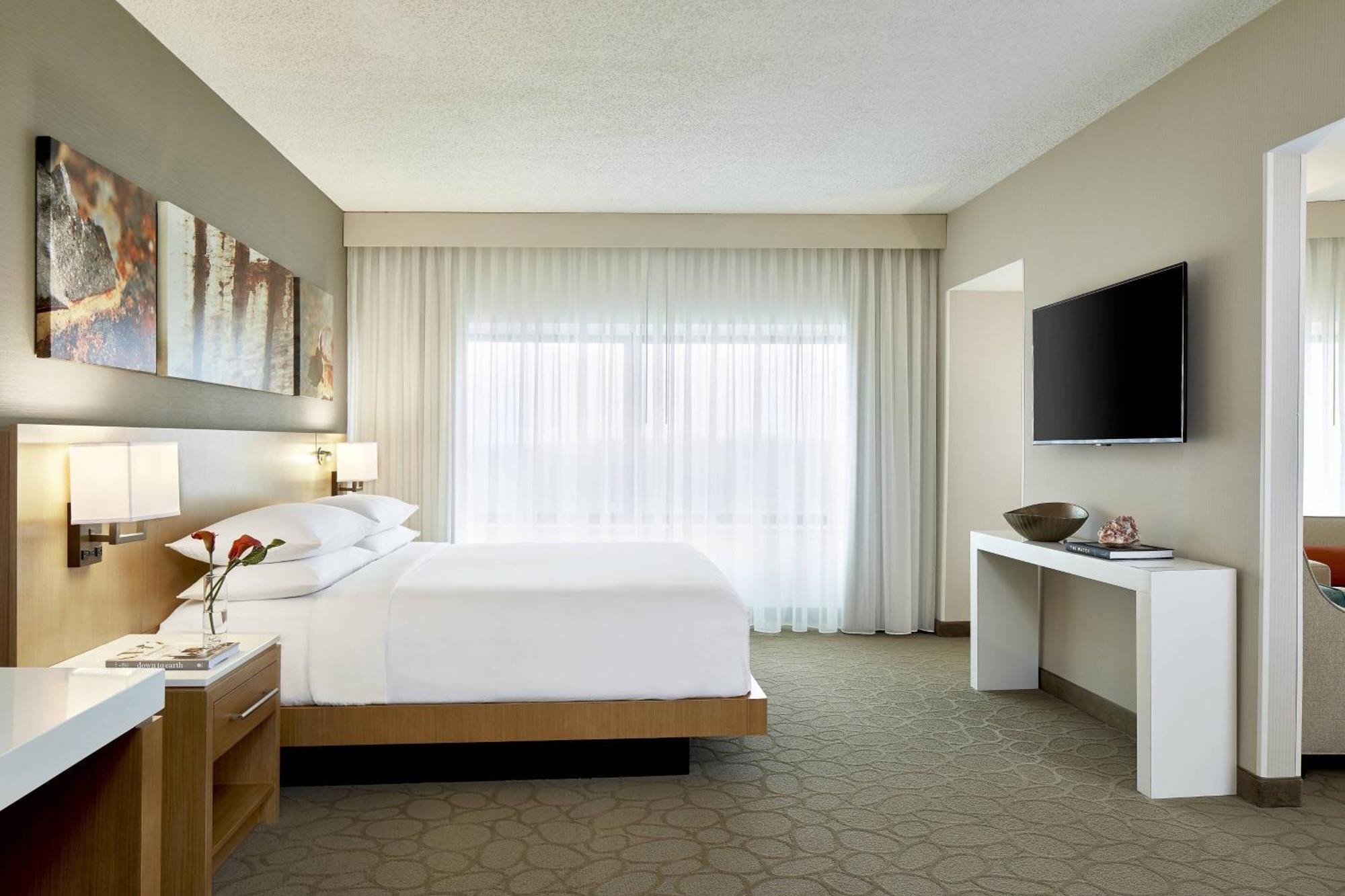 Renaissance Chicago Glenview Suites Hotel Bagian luar foto