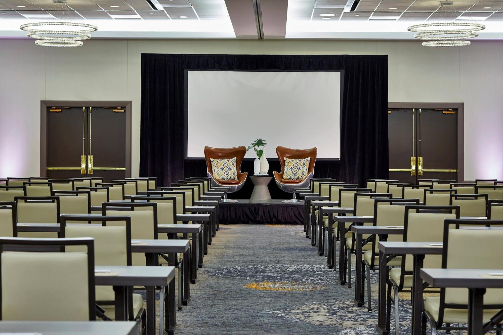 Renaissance Chicago Glenview Suites Hotel Bagian luar foto