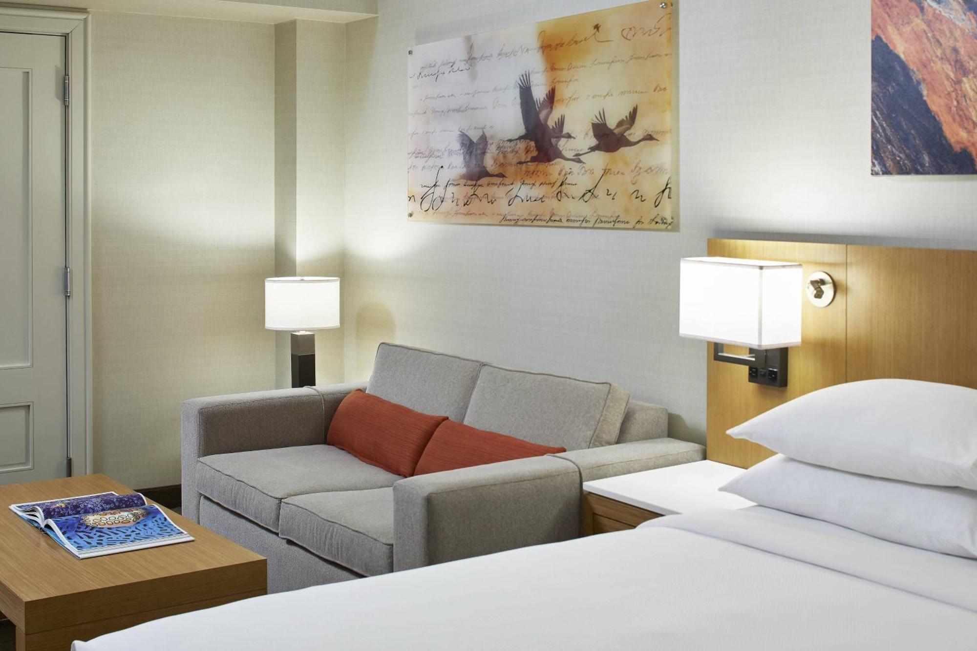 Renaissance Chicago Glenview Suites Hotel Bagian luar foto