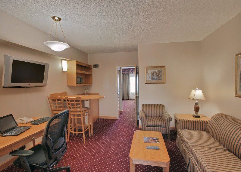 Renaissance Chicago Glenview Suites Hotel Bagian luar foto
